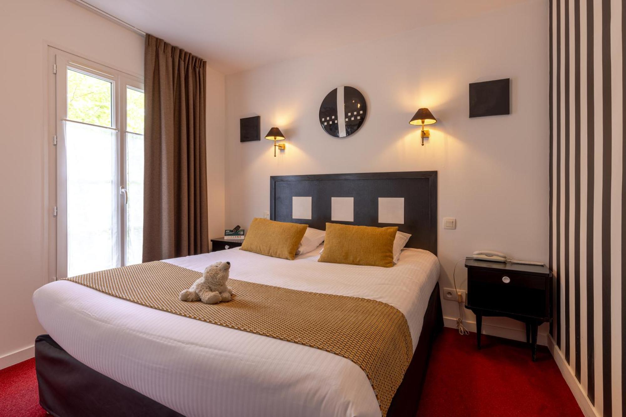 Logis Hotel Le Richelieu - Royan Atlantique Saujon Exteriör bild